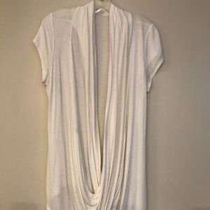 Free to live criss cross pullover